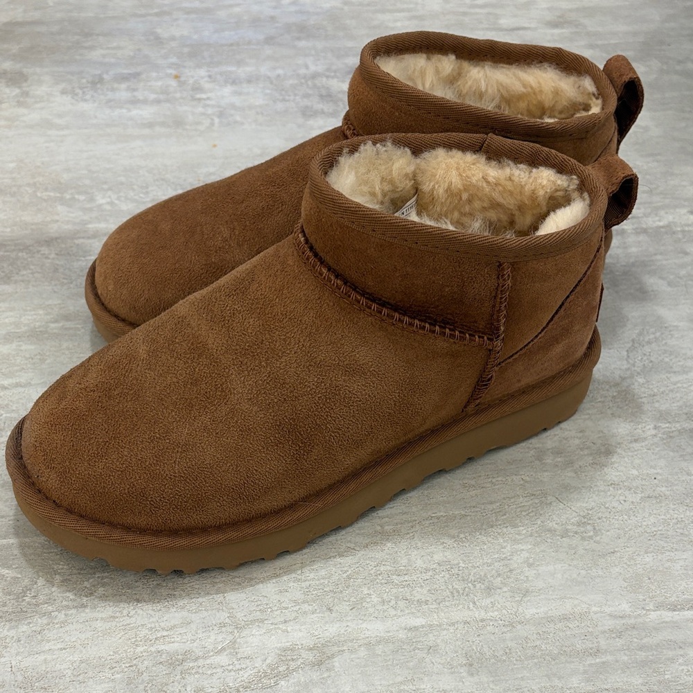UGG Brown ankle boots. Worn once, too small. Excellent condition.